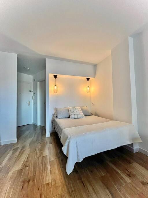 Acogedor Estudio 650 M De Playa ฟูเอนฮิโรลา ภายนอก รูปภาพ